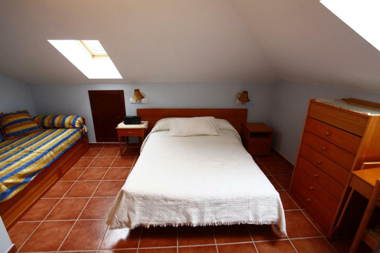 Affittacamere Casa Alpargateiro Os Peares Esterno foto